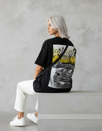 Modelo mide 1,64m y usa talla S