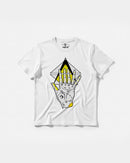 Camiseta Iluminati Hand Big Front Regular Basic Blanco