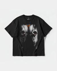 Camiseta Woman Gun Big Front Oversize Basic Negro