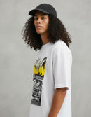 Modelo mide 1,83m y usa talla L