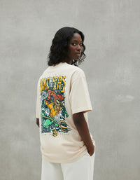 Modelo mide 1,65m y usa talla S