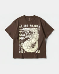 Camiseta We Are Beasts White Big Front Oversize Basic Marron