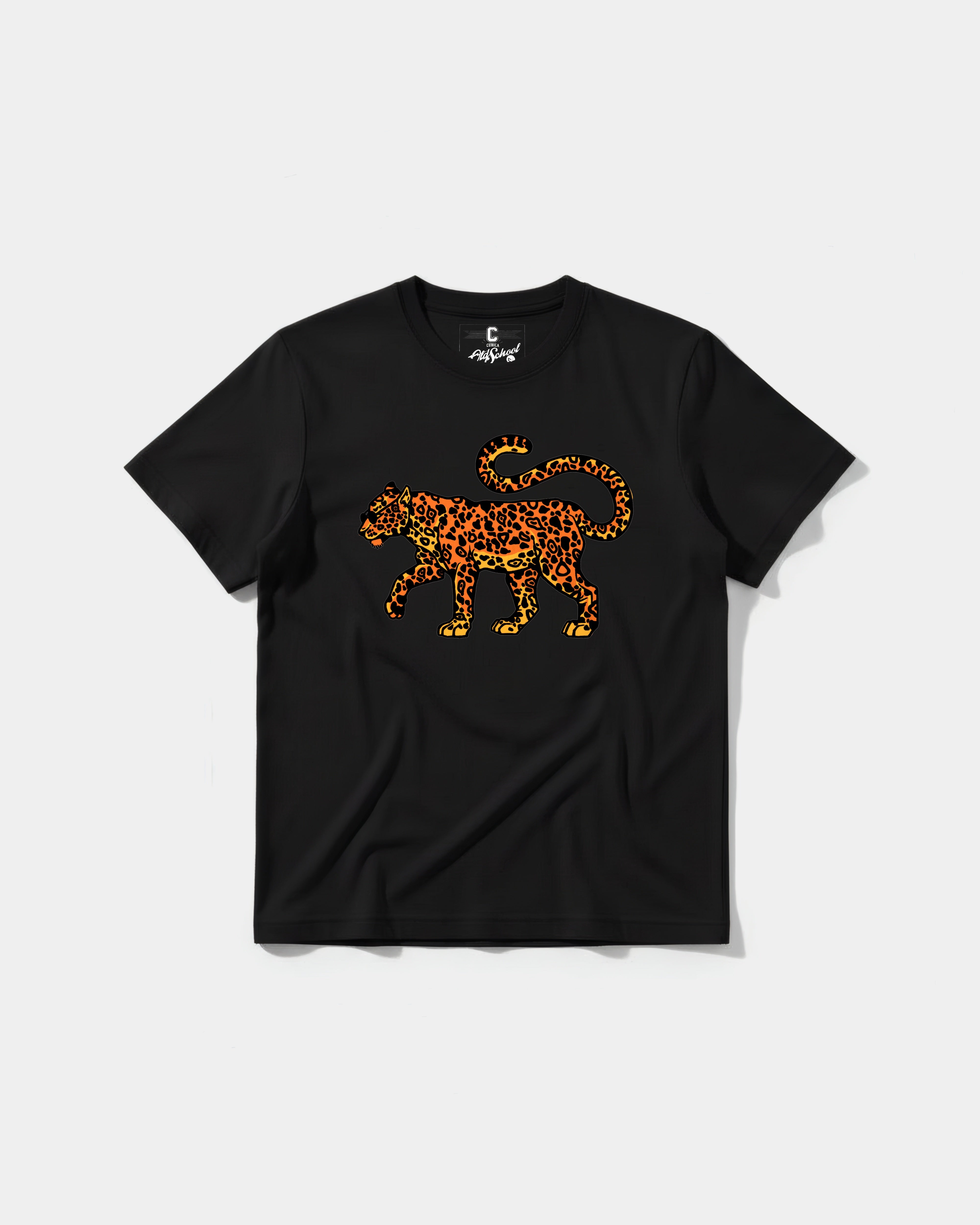 Camiseta Leopardo Big Front Regular Basic