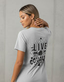 Modelo mide 1,63m y usa talla S