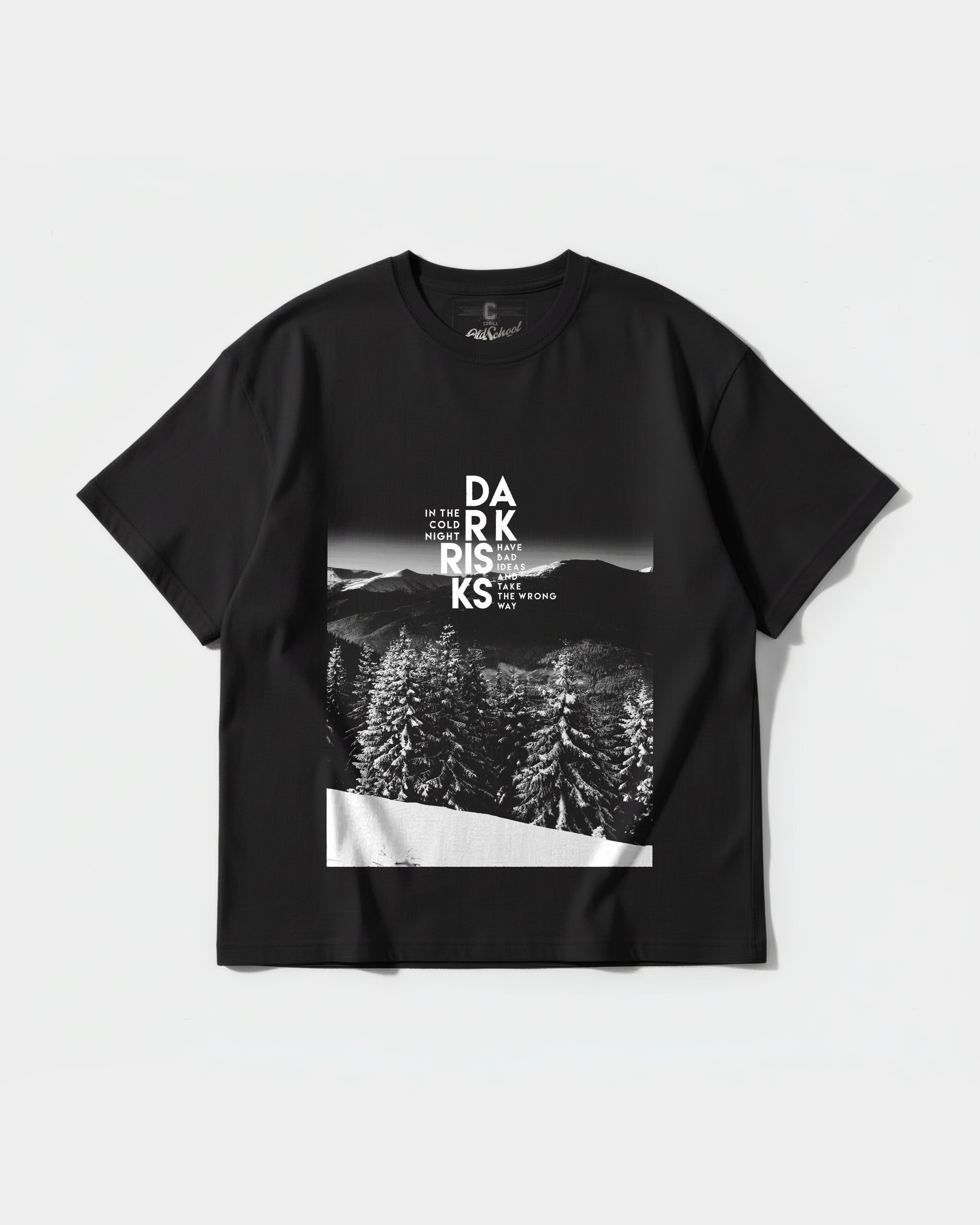 Camiseta Dark Risk White Big Front Oversize Basic