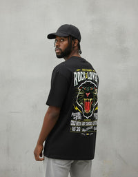Modelo mide 1,75m y usa talla M