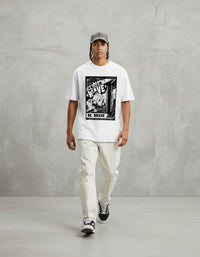 Modelo mide 1,82m y usa talla L
