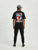 Modelo mide 1,82m y usa talla L