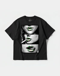 Camiseta Green Kisses Big Front Oversize Basic Negro