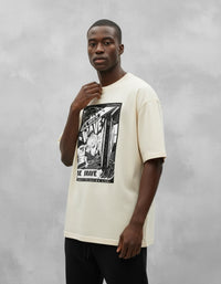 Modelo mide 1,85m y usa talla L