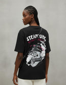 Modelo mide 1,76m y usa talla M