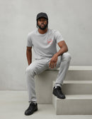 Modelo mide 1,75m y usa talla M