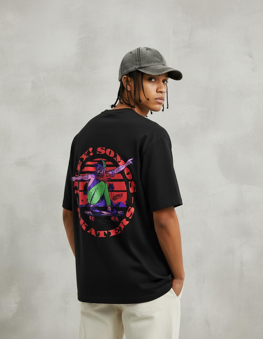 Modelo mide 1,82m y usa talla L