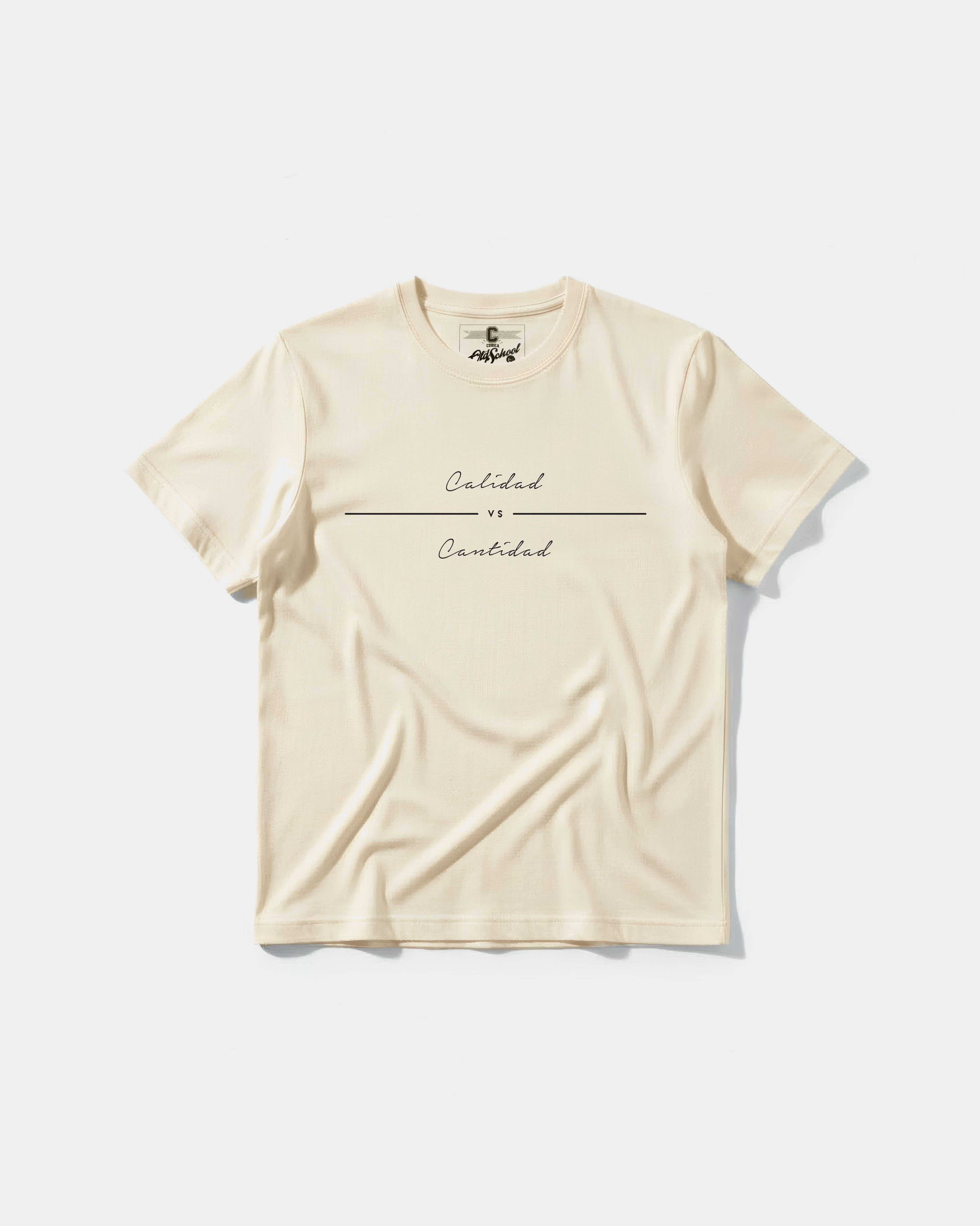 Camiseta Piensa Mas Big Front Regular Basic Beige