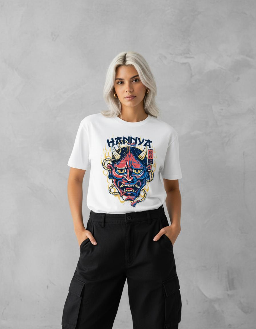Modelo mide 1,64m y usa talla S