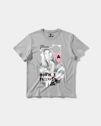 Camiseta Daydreamer Big Front Regular Basic Gris