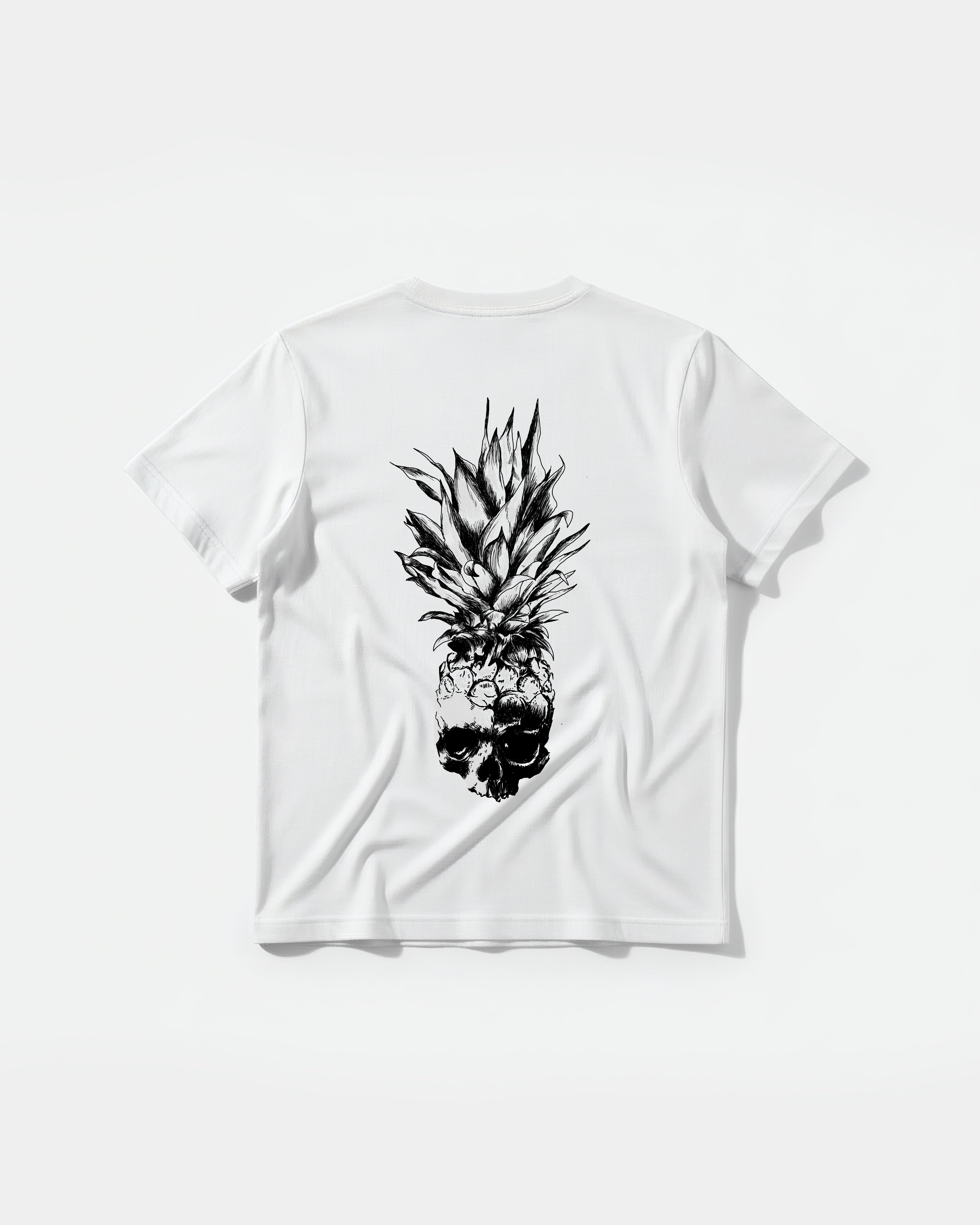 Camiseta Piña Calavera Big Back Regular Basic