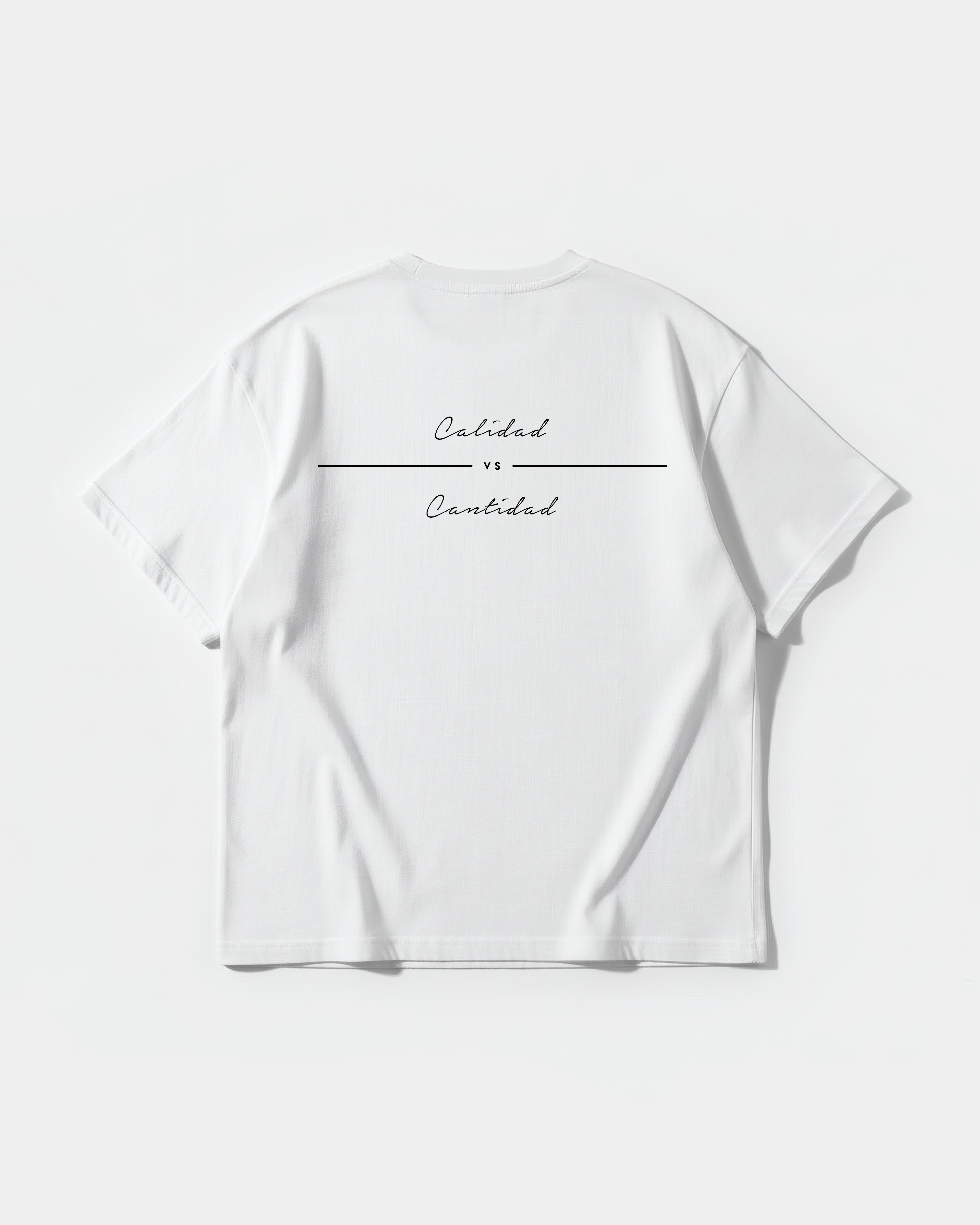 Camiseta Piensa Mas Big Back Oversize Basic Blanco