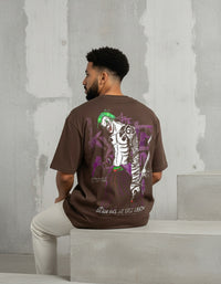 Modelo mide 1,78m y usa talla L