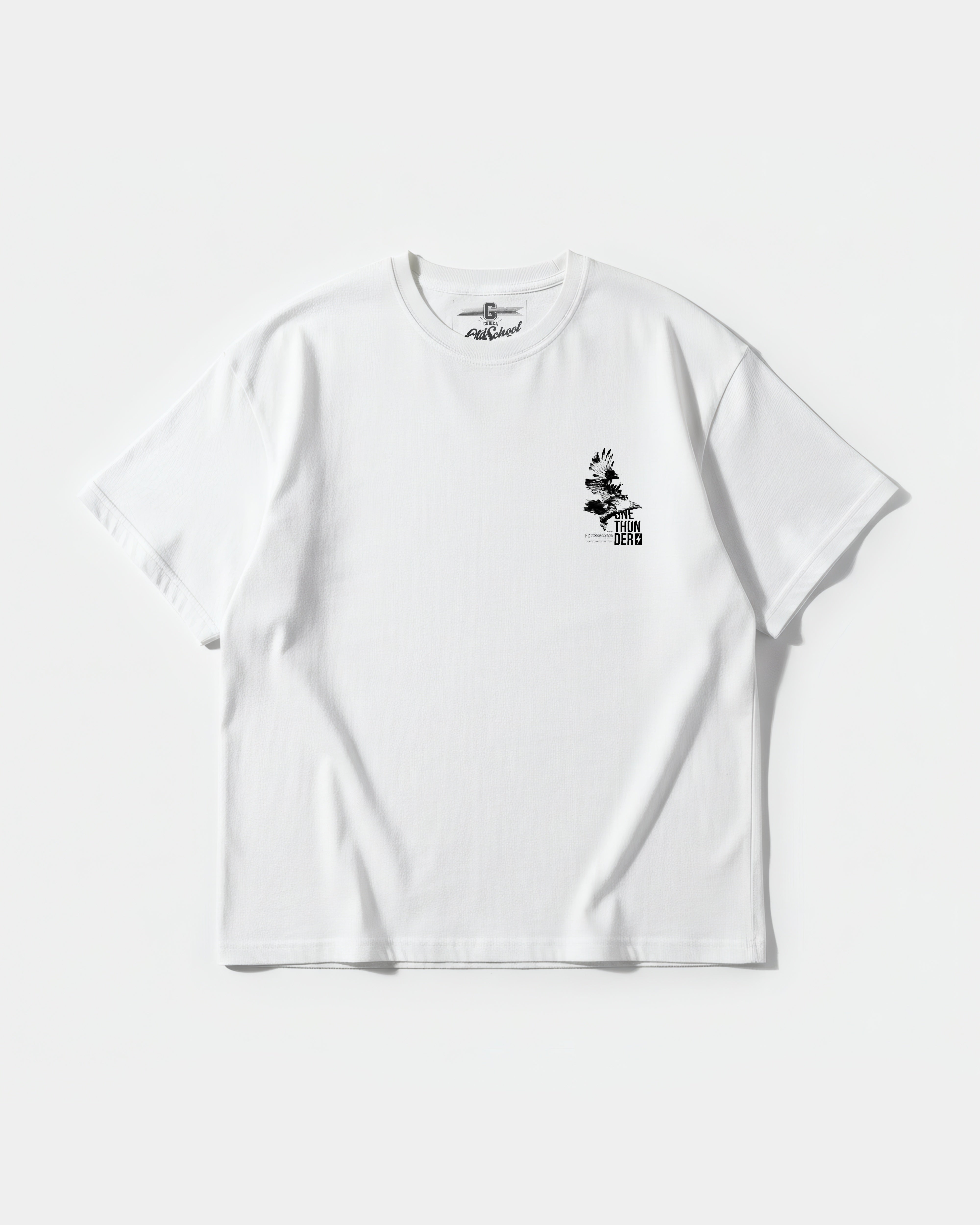 Camiseta One Thunder Pocket Front Oversize Basic