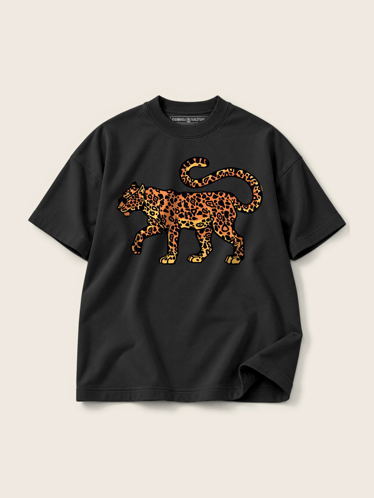 Leopardo · Camiseta Semi Oversize con Cortes 410g — Imagen del producto 1