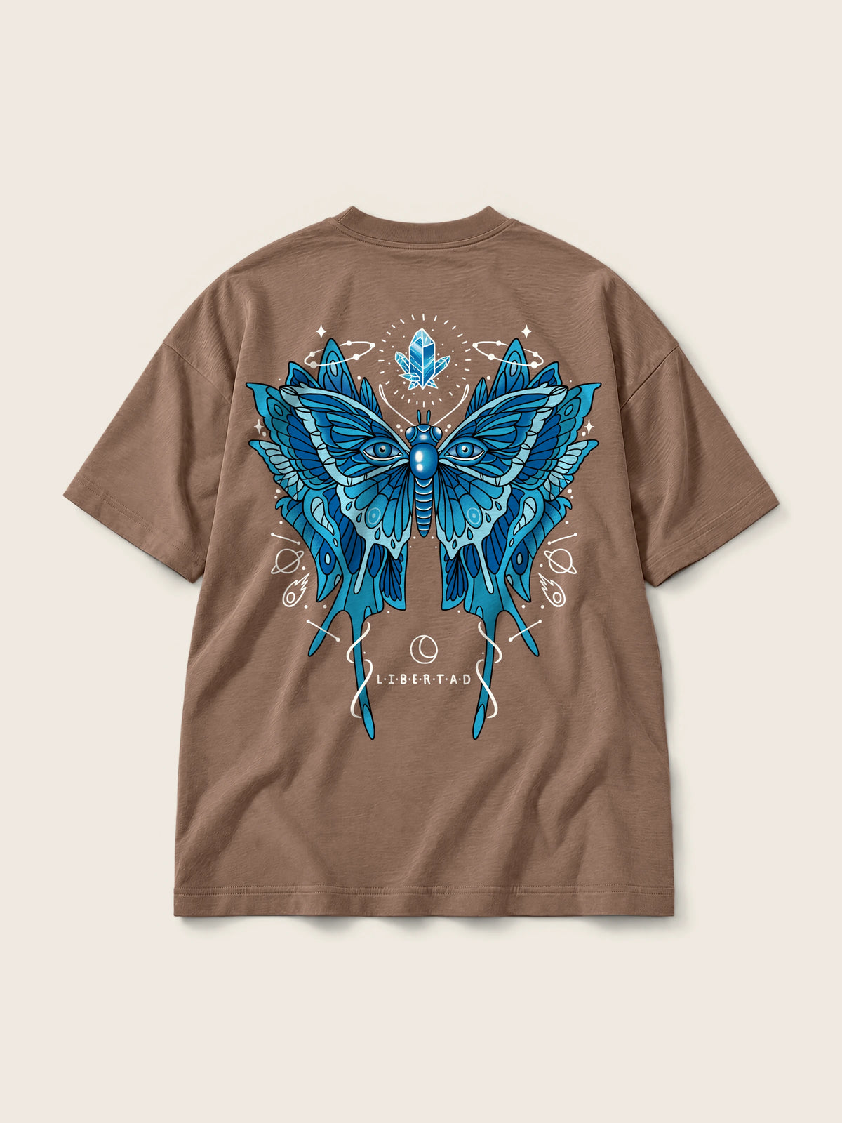 Libertad Mariposa · Camiseta Semi Oversize 310g — Imagen del producto 3