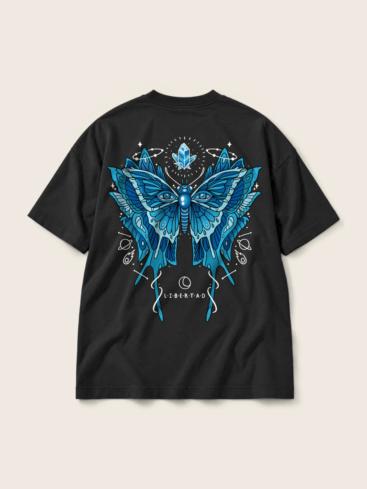 Libertad Mariposa · Camiseta Semi Oversize 310g — Imagen del producto 1