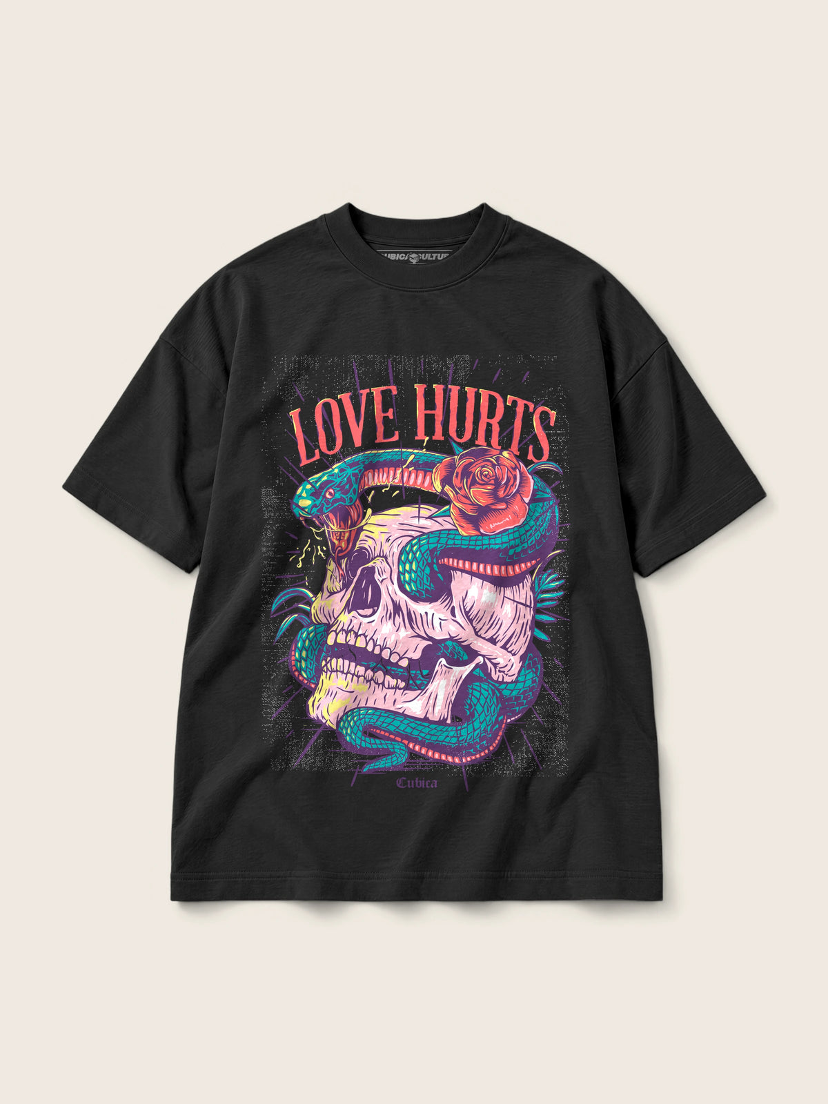 Love Hurts · Camiseta Semi Oversize 310g — Imagen del producto 1
