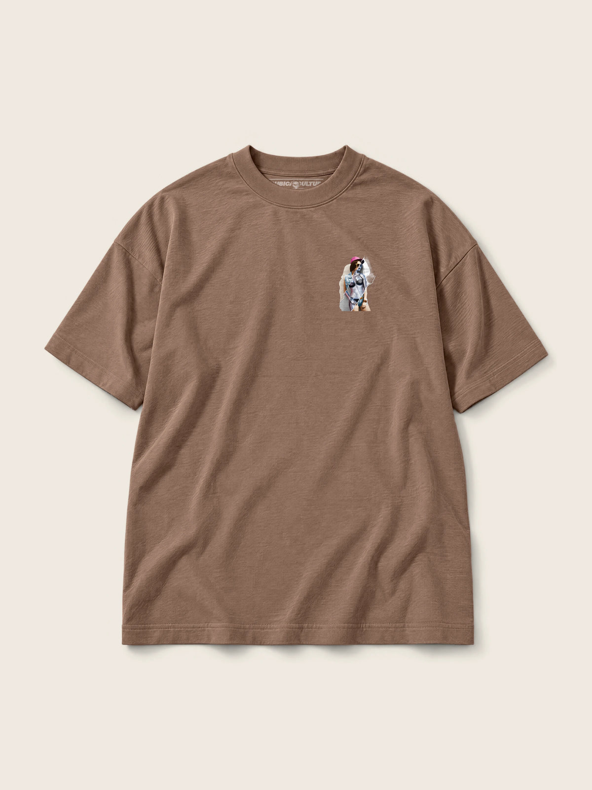 Robot Girl · Camiseta Semi Oversize 310g, chocolate, estampado bolsillo, vista frontal