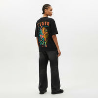 Camiseta Cubica Just Be Stronger (TIGER)