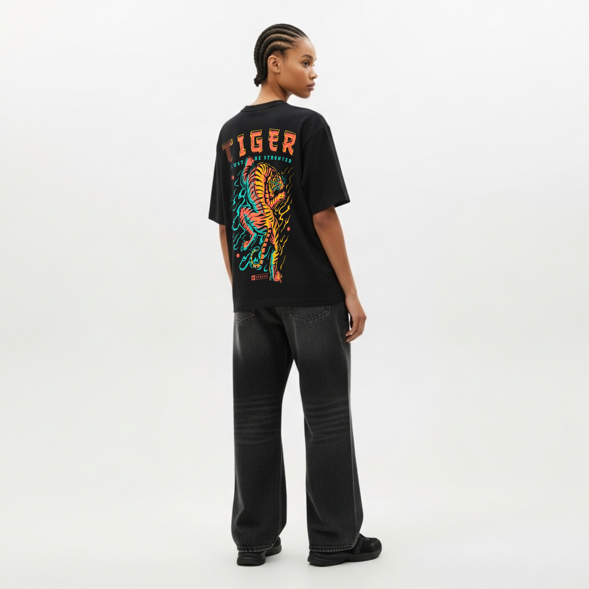 Camiseta Cubica Just Be Stronger (TIGER)